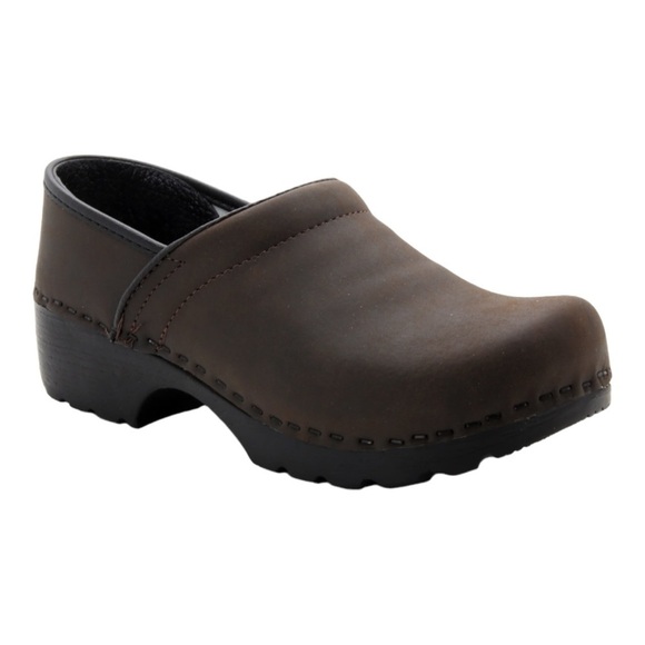 Klagn Swedish Professional Oiled Leather Clogs in Brown NIB - Picture 9 of 9